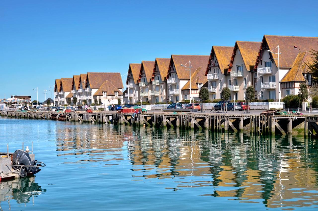 Appartement Vue Mer Et Marina, Loggia - Parking Courseulles-sur-Mer Exterior foto