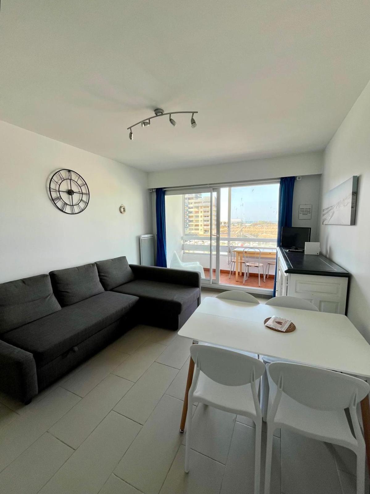 Appartement Vue Mer Et Marina, Loggia - Parking Courseulles-sur-Mer Exterior foto